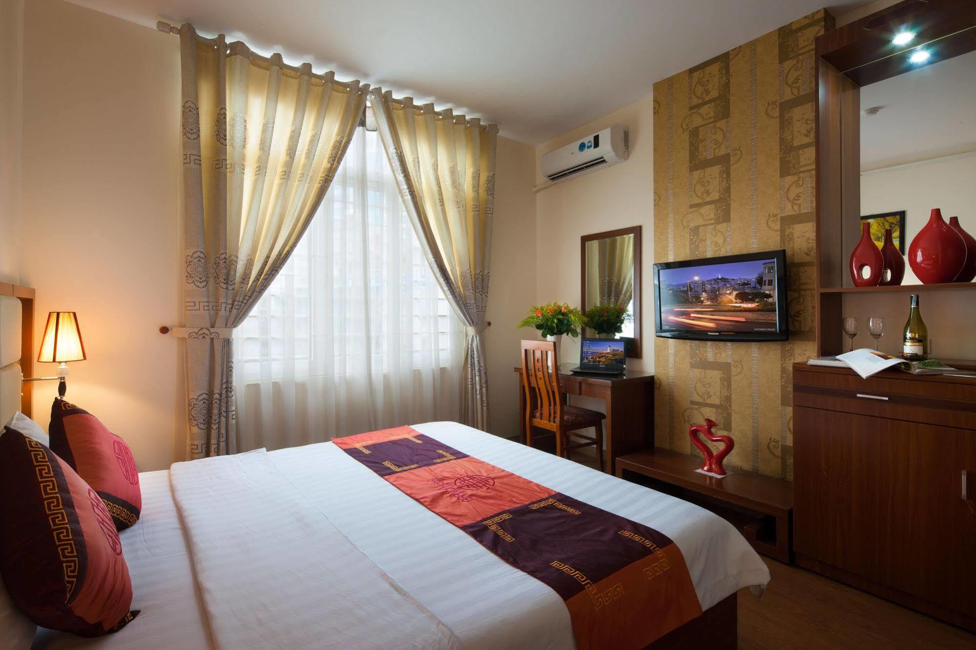 Brandi Hanoi Hotel Екстер'єр фото