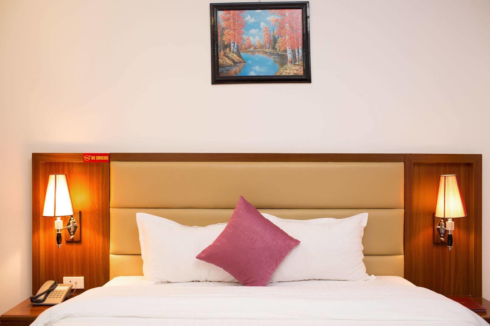 Brandi Hanoi Hotel Екстер'єр фото