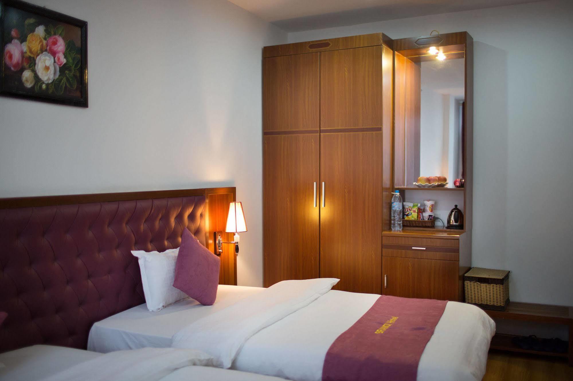 Brandi Hanoi Hotel Екстер'єр фото